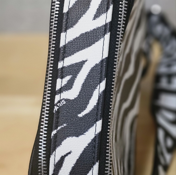 Karl Lagerfeld - Picture 4 of 5